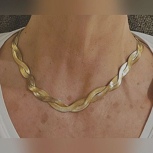 #Vintage Gold Tone #Herringbone Double Twist Layered Choker Necklace Never Worn - Picture 3 of 8